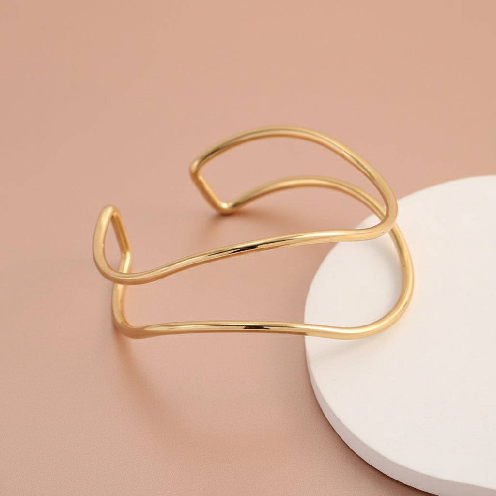 Helia Twist Bracelets