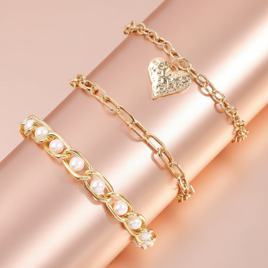 Heart in Alloy Bracelet
