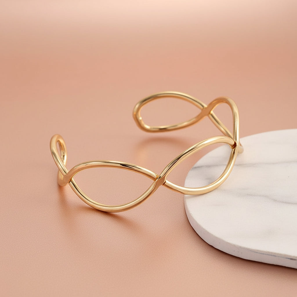 Helia Twist Bracelets